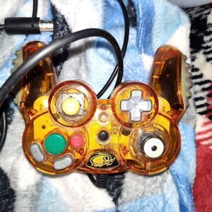 ❣️❣️*- HOSTPICK--*❣️❣️😊GameCube 1989 controller, excellent condition